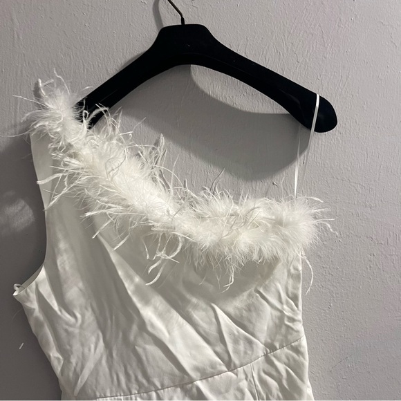 Altar’d State White One Shoulder Feather Trim Mini Dress M - Picture 8 of 10